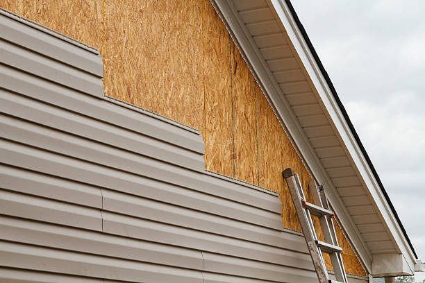 24/7 Emergency Vinyl Siding experts in Lafferty, OH